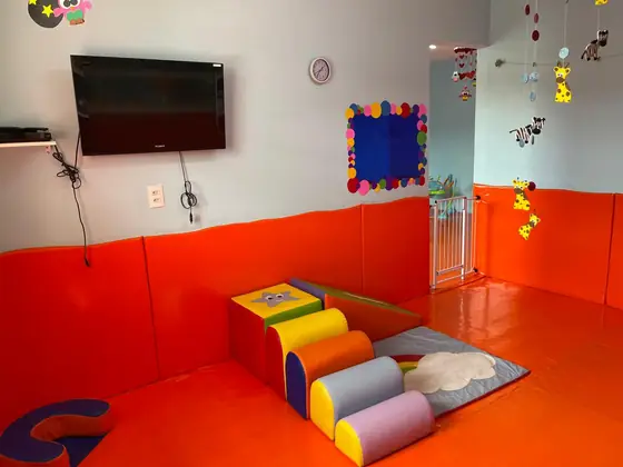 Espaço de estímulo com apoio audiovisual