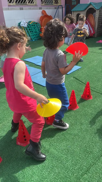 Inglês e futebol (Little Kickers) na Turminha da Piquitita